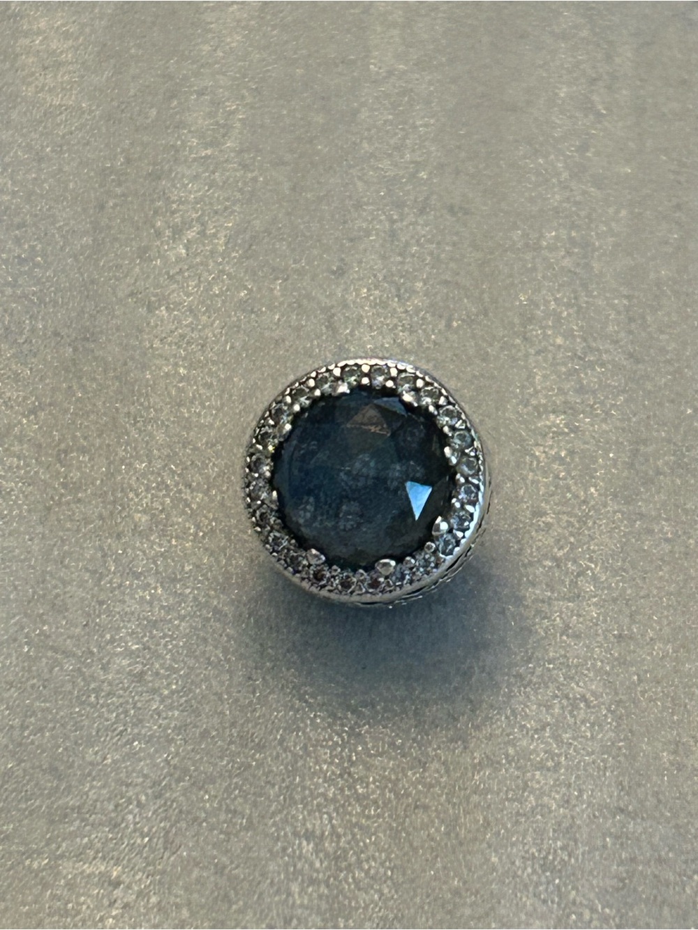 PANDORA Retired Glacier Blue Radiant Hearts Charm w/ Dark Blue Crystal Pavé S925 - Picture 6 of 11